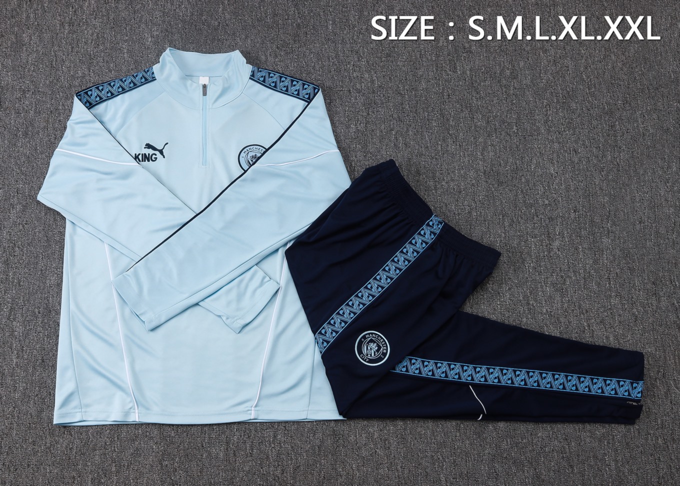202526 Manchester City Light blue Long-sleeved half-pull training kit Football team kit