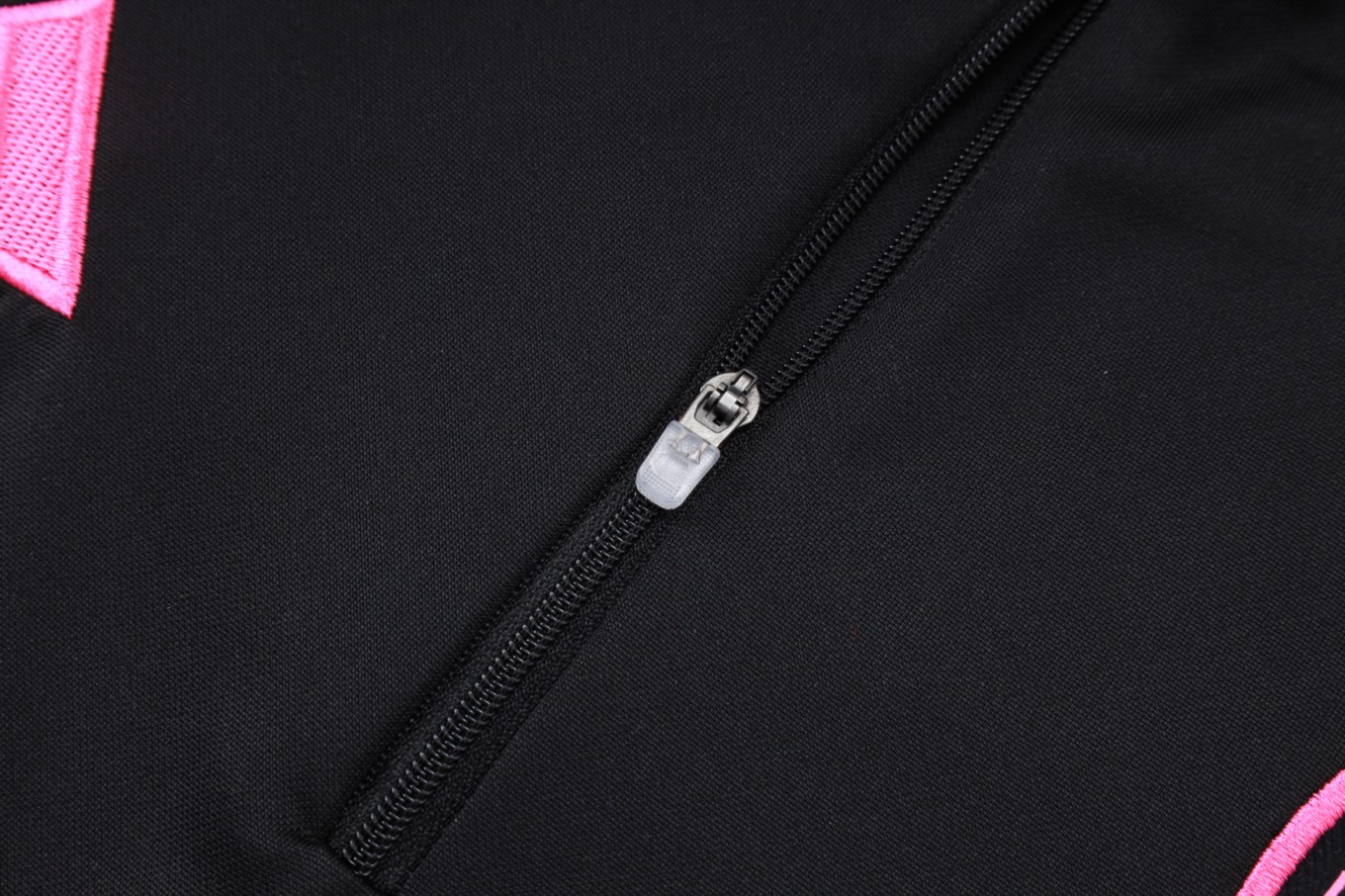 202526 Arsenal Black Long-sleeved half-pull training kit Football team kit