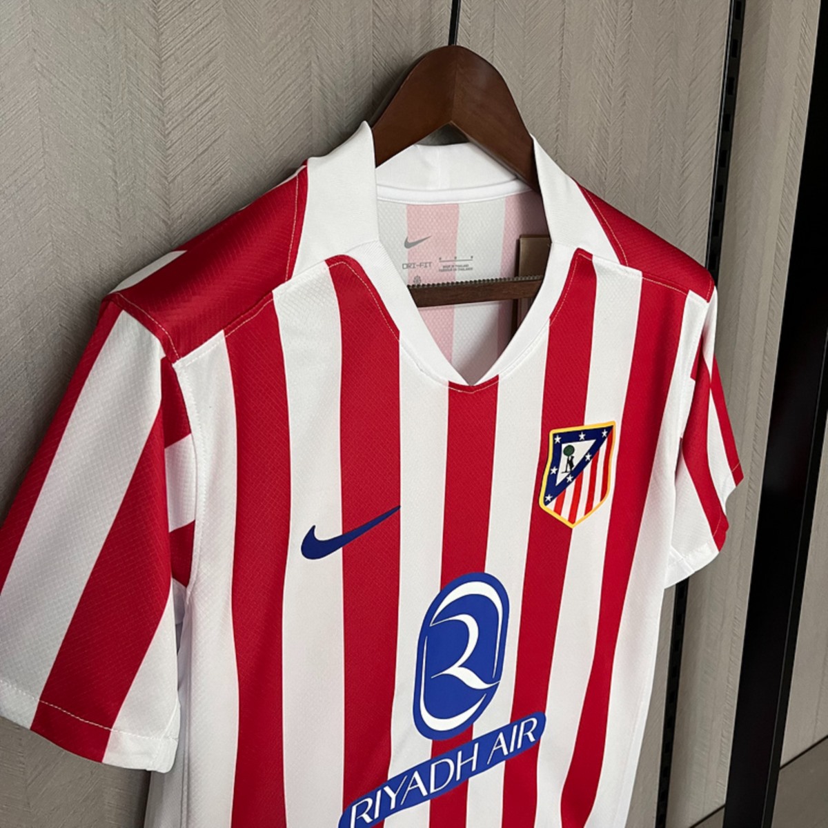 25/26 Atletico Madrid Home Jersey Fan Version