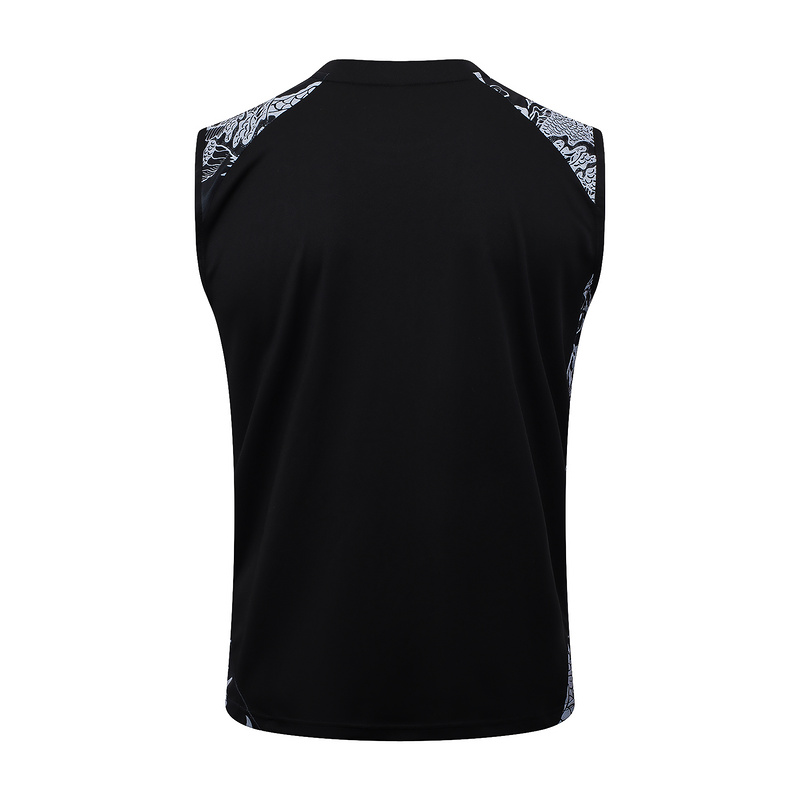 24/25 Real Madrid Black Training Set Shirt and Shorts