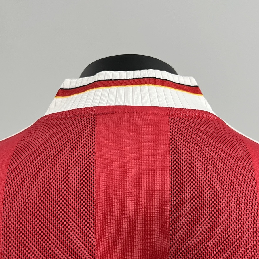 Retro Liverpool 1999/2000 Home jersey Fan Version