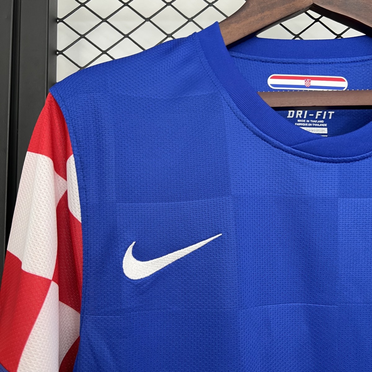 Retro Croatia 2010 Awat Blue jersey Fan Version