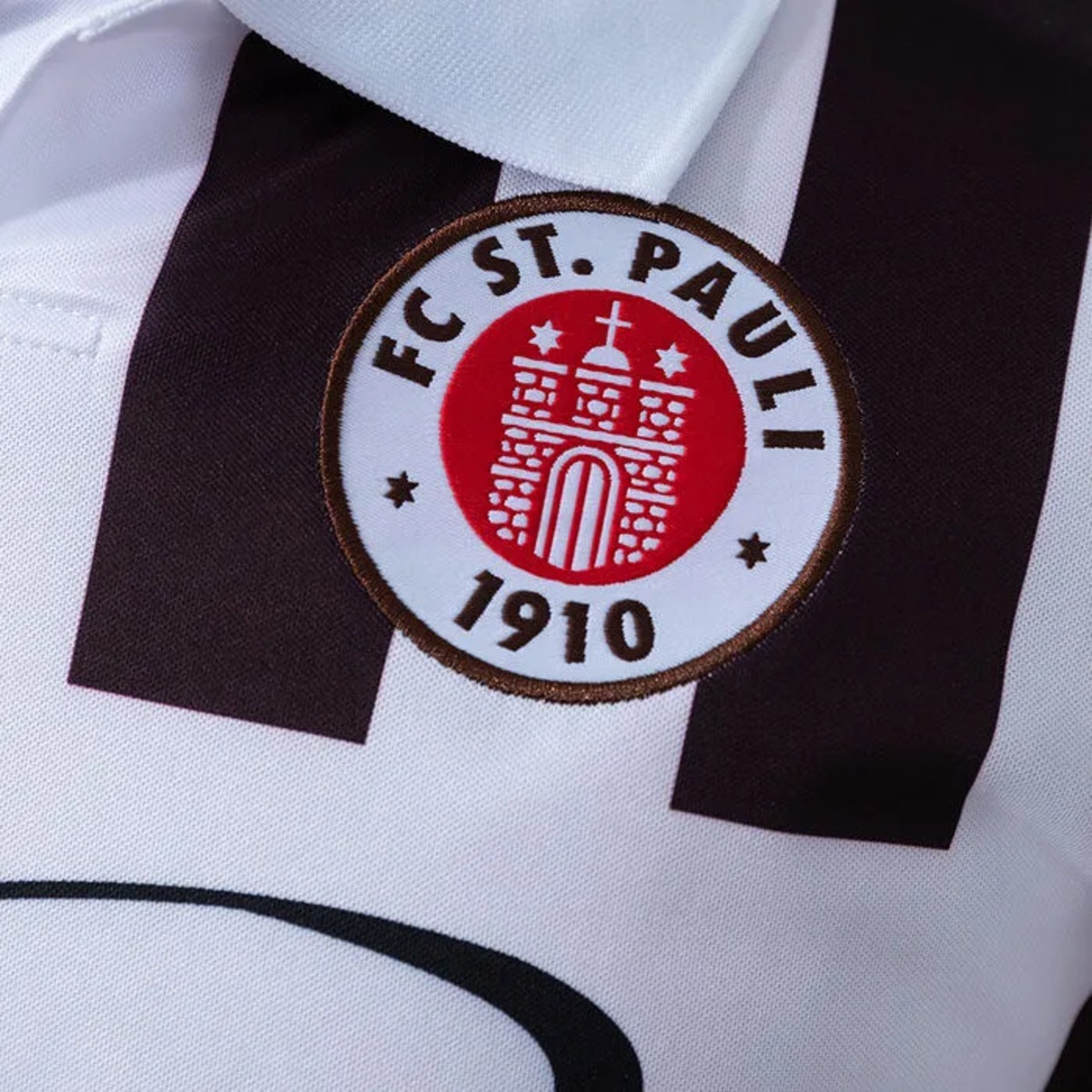 Retro 2000/01 FC St. Pauli Home Jersey Fan Version