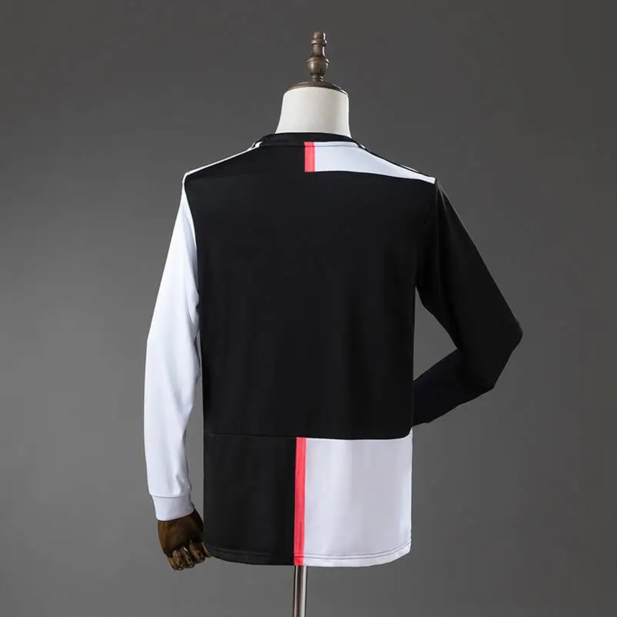 Retro Juventus 19/20 Home jersey Fan Version