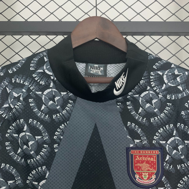 Retro Arsenal 94/95 Goalkeeper Black jersey Fan Version