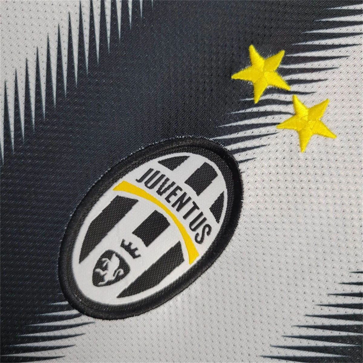 Retro Juventus 11/12 Home jersey Fan Version