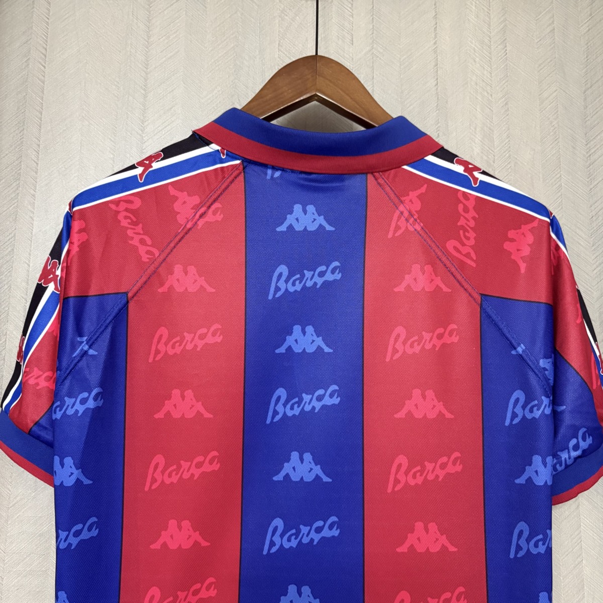 Retro Barcelona 1995/97 home jersey Fan Version