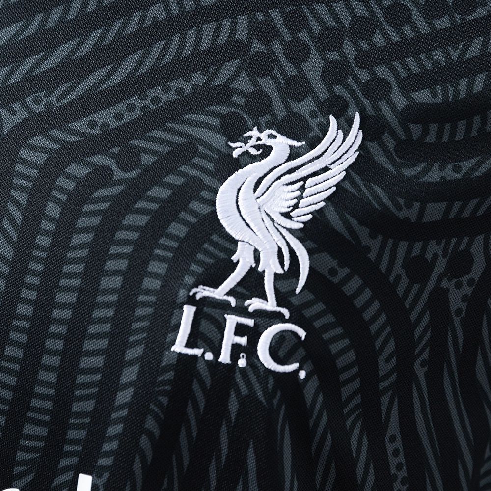 Retro Liverpool 2020/21 Goalkeeper Black jersey Fan Version
