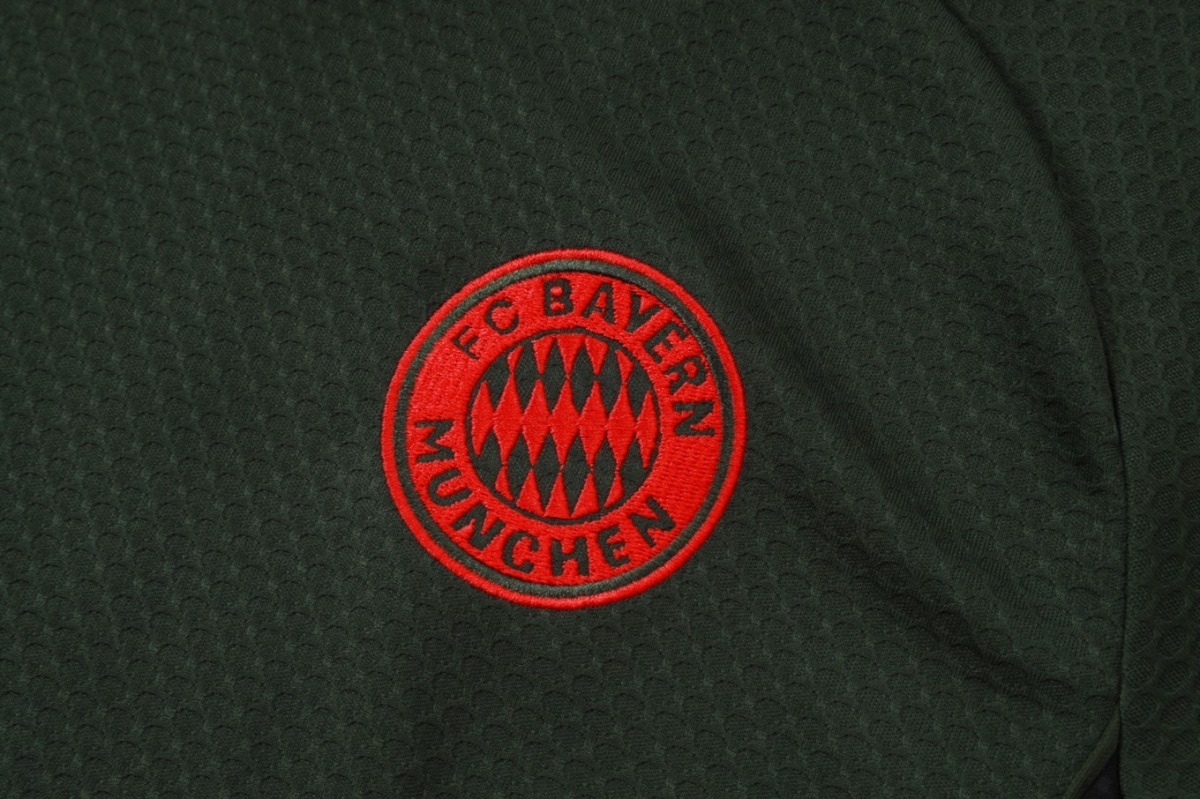 2026 Bayern Munich Dark green Training Set Shirt andShorts