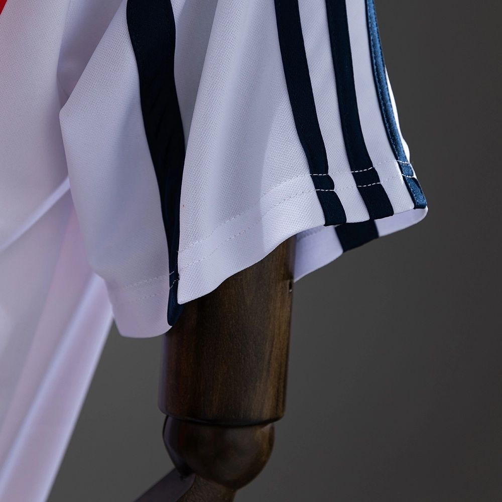 Retro Bayern Munich 2000/02 Away jersey Fan Version