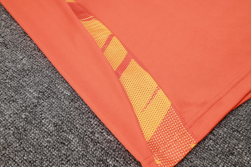 24/25 Manchester United Orange Training Set Shirt and Shorts