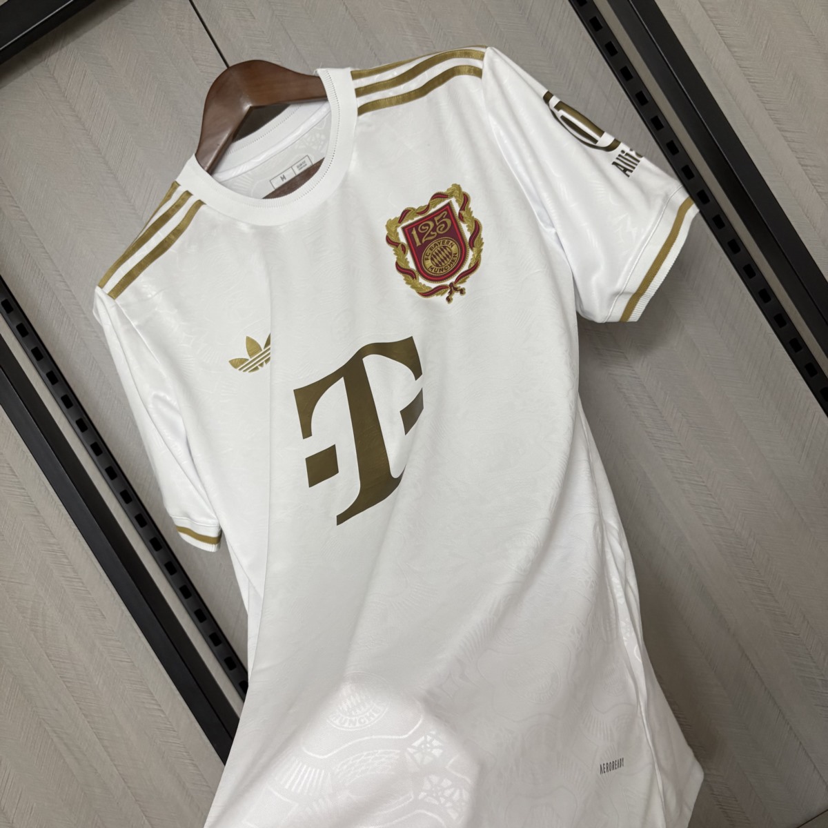2025/26 Bayern Munich 125th Anniversary White Jersey Fan Version