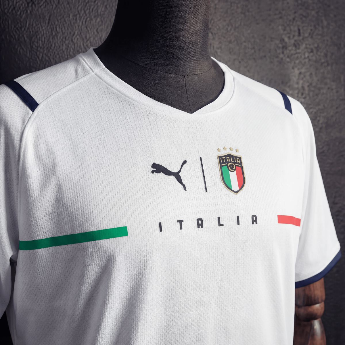 Retro Italy 2022 Away jersey Fan Version