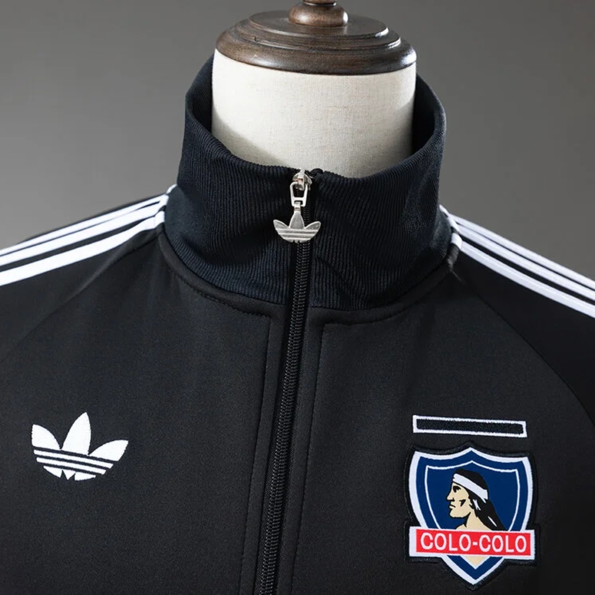 2006 Colo Colo Black Jacket