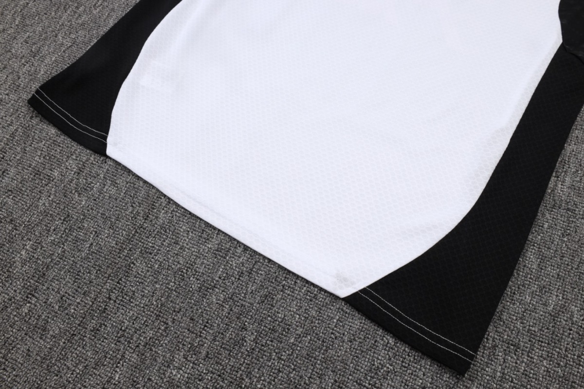 2026 Liverpool White Training Set Shirt and Shorts