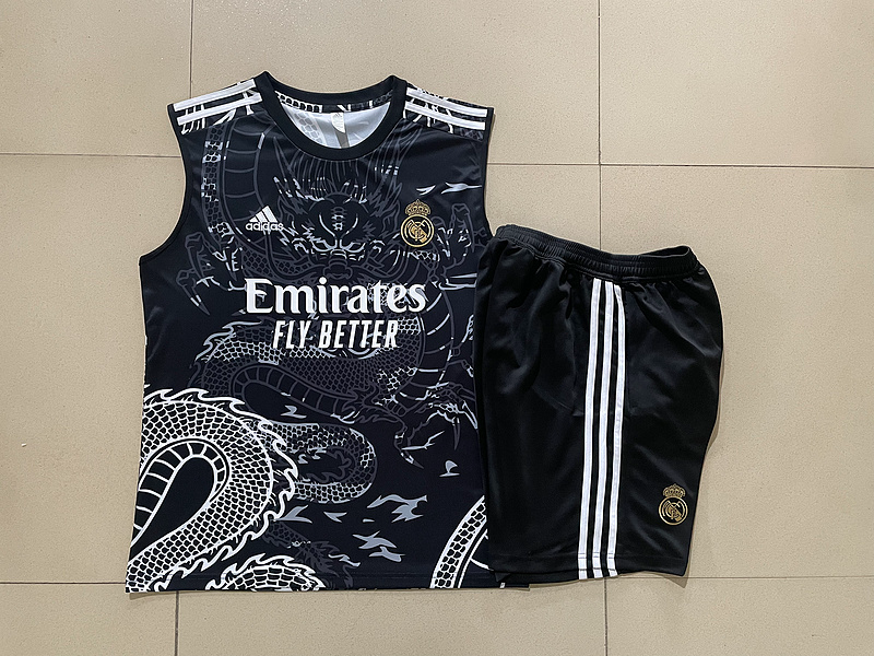 24/25 Real Madrid Black Training Set Shirt and Shorts