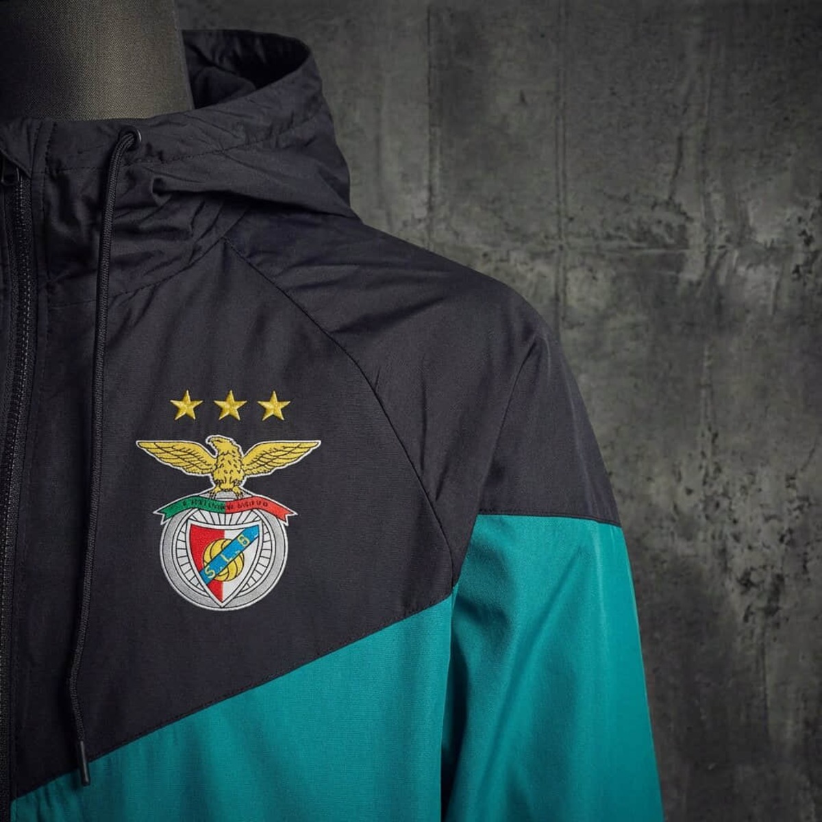 2026/27 Benfica Black and Green Windbreaker Sport Unifom