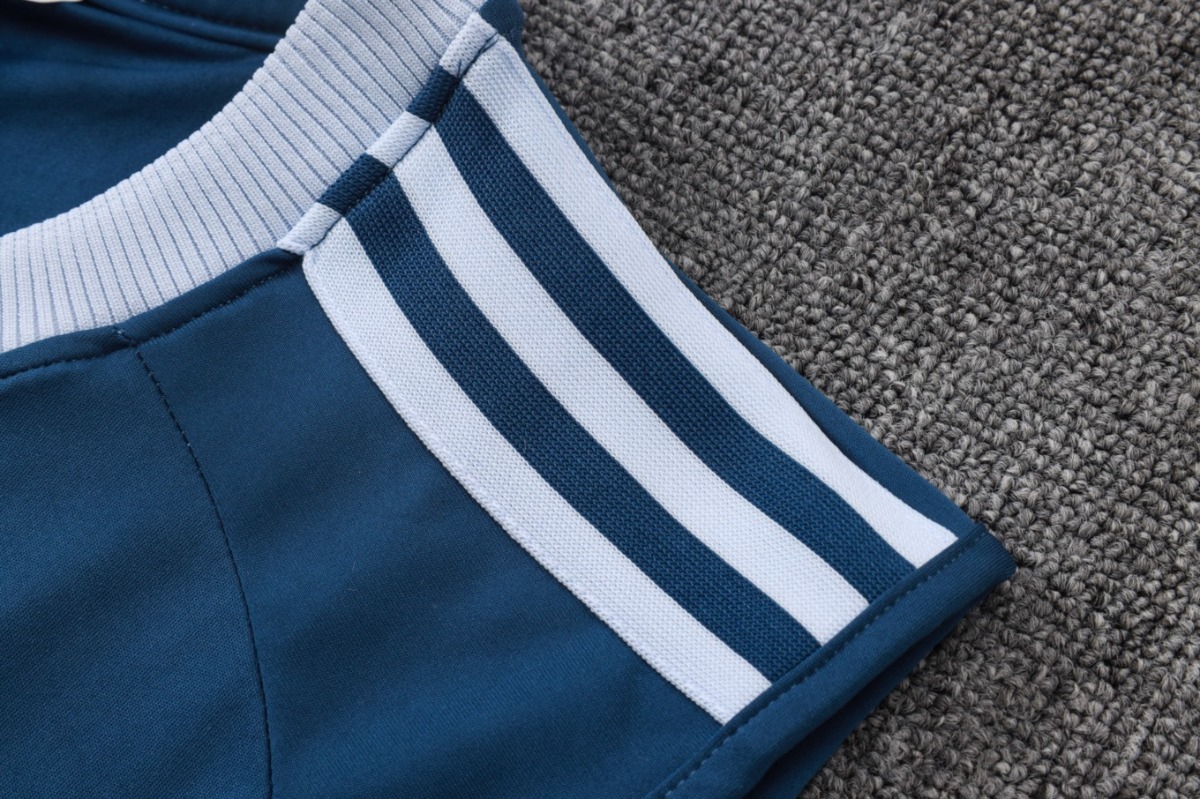 2026 Italy Dark blue Training Set Shirt and Shorts
