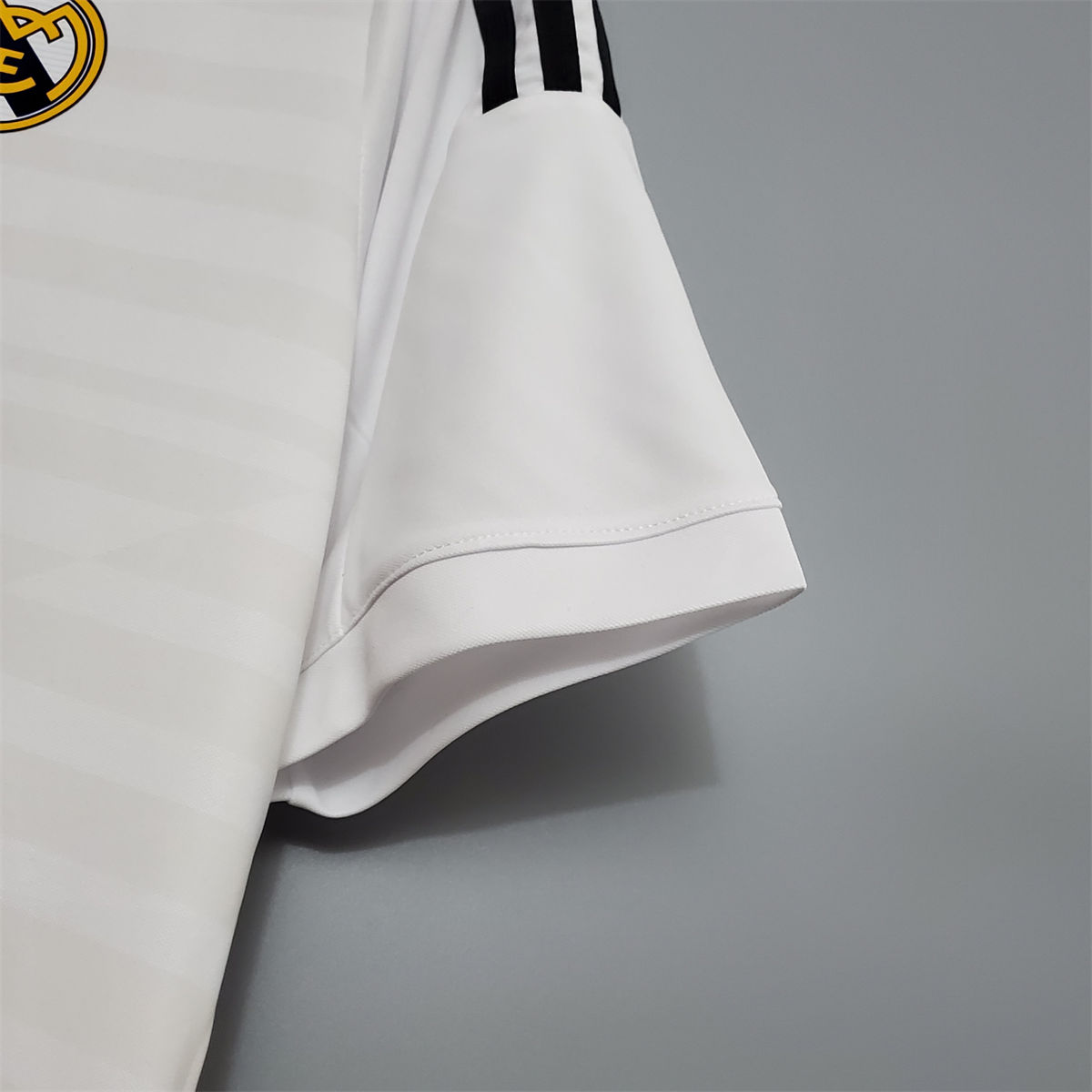 Retro Real Madrid 14/15 home jersey Fan Version