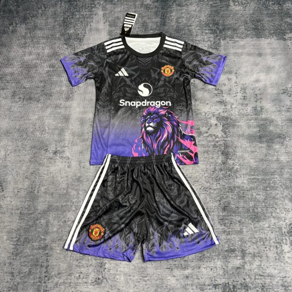 2025/26 Manchester United Special Edition jersey kids Kits size: 16-28