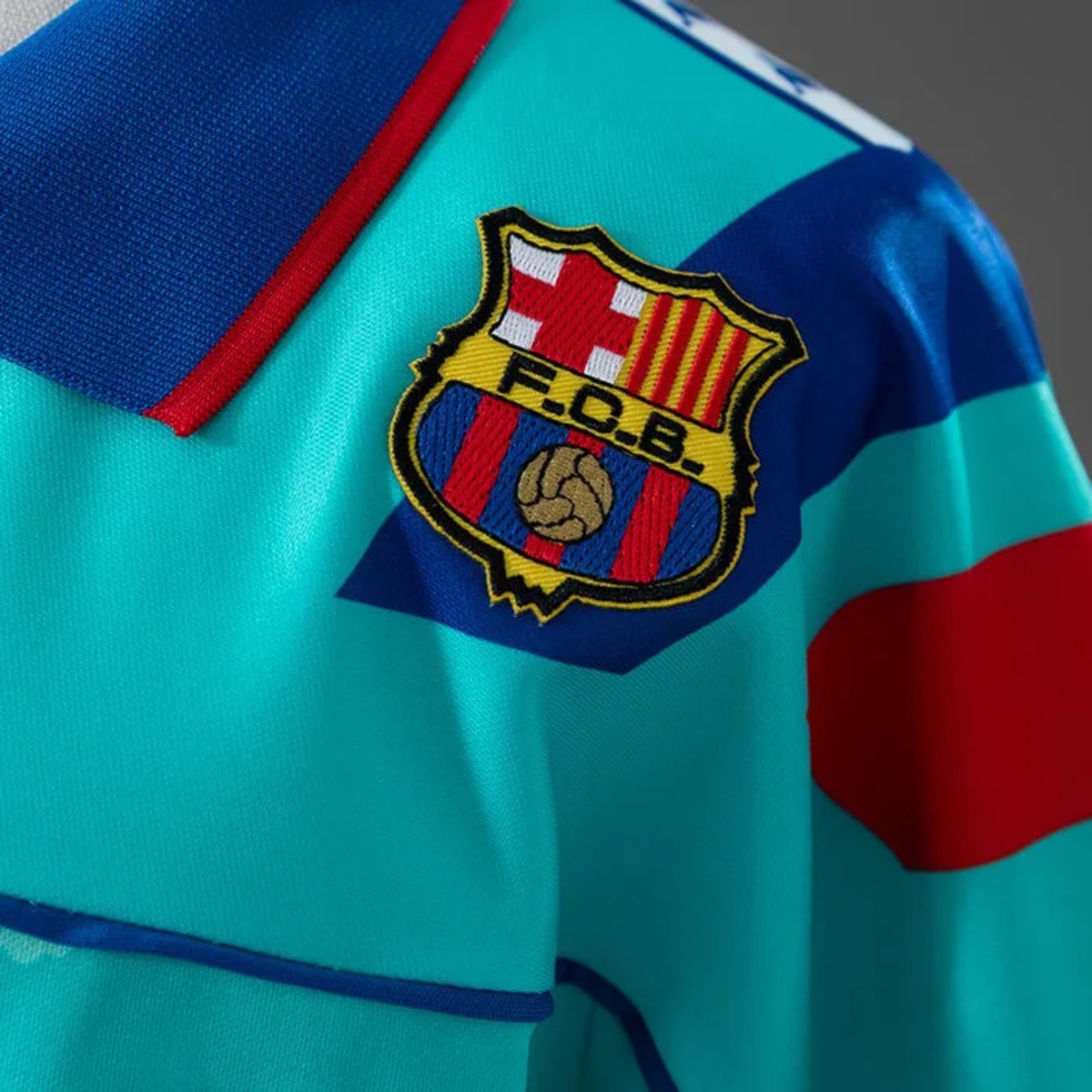 Retro Barcelona 1992/95 Away Kid Kits