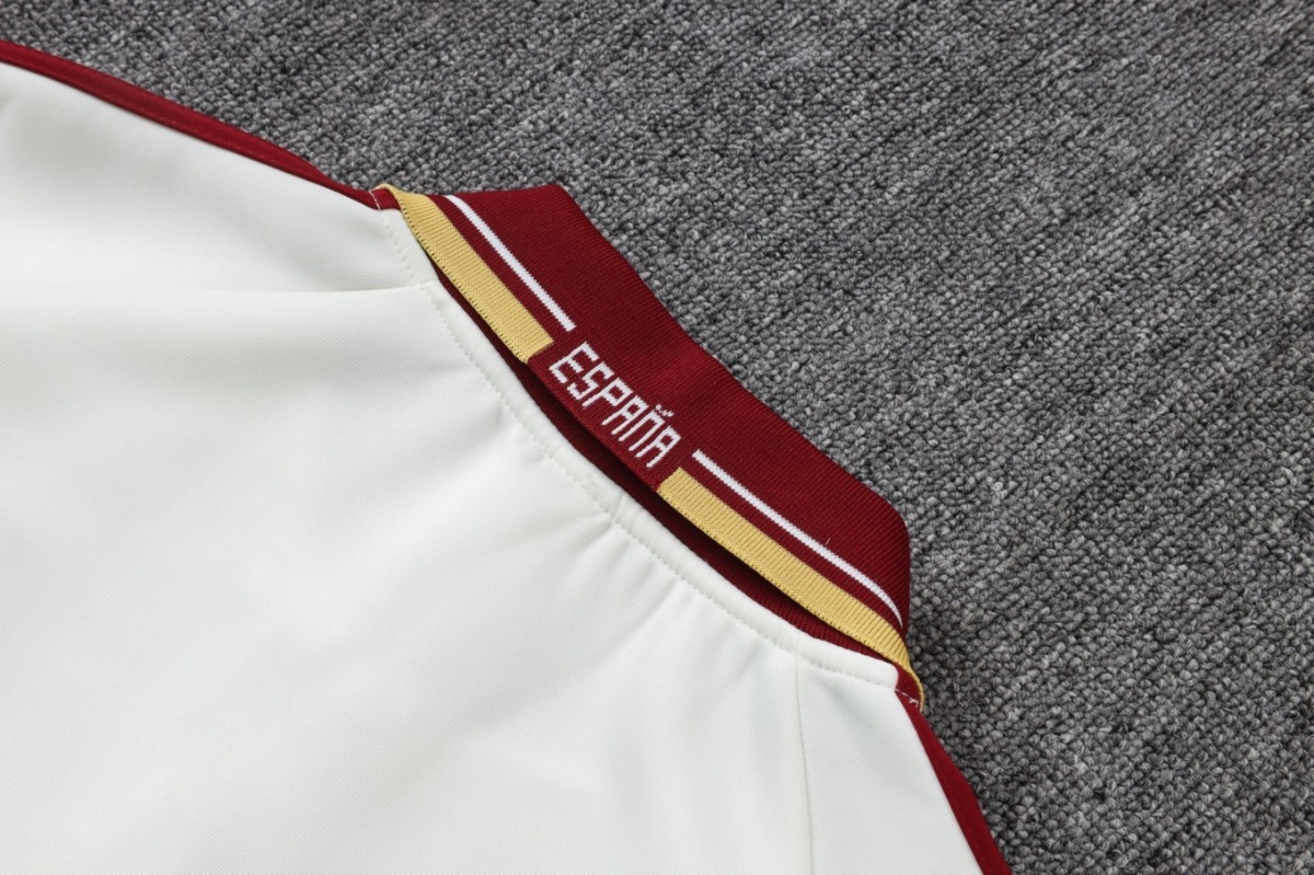 2026 Spain Off-white Jacket Training Suit Set