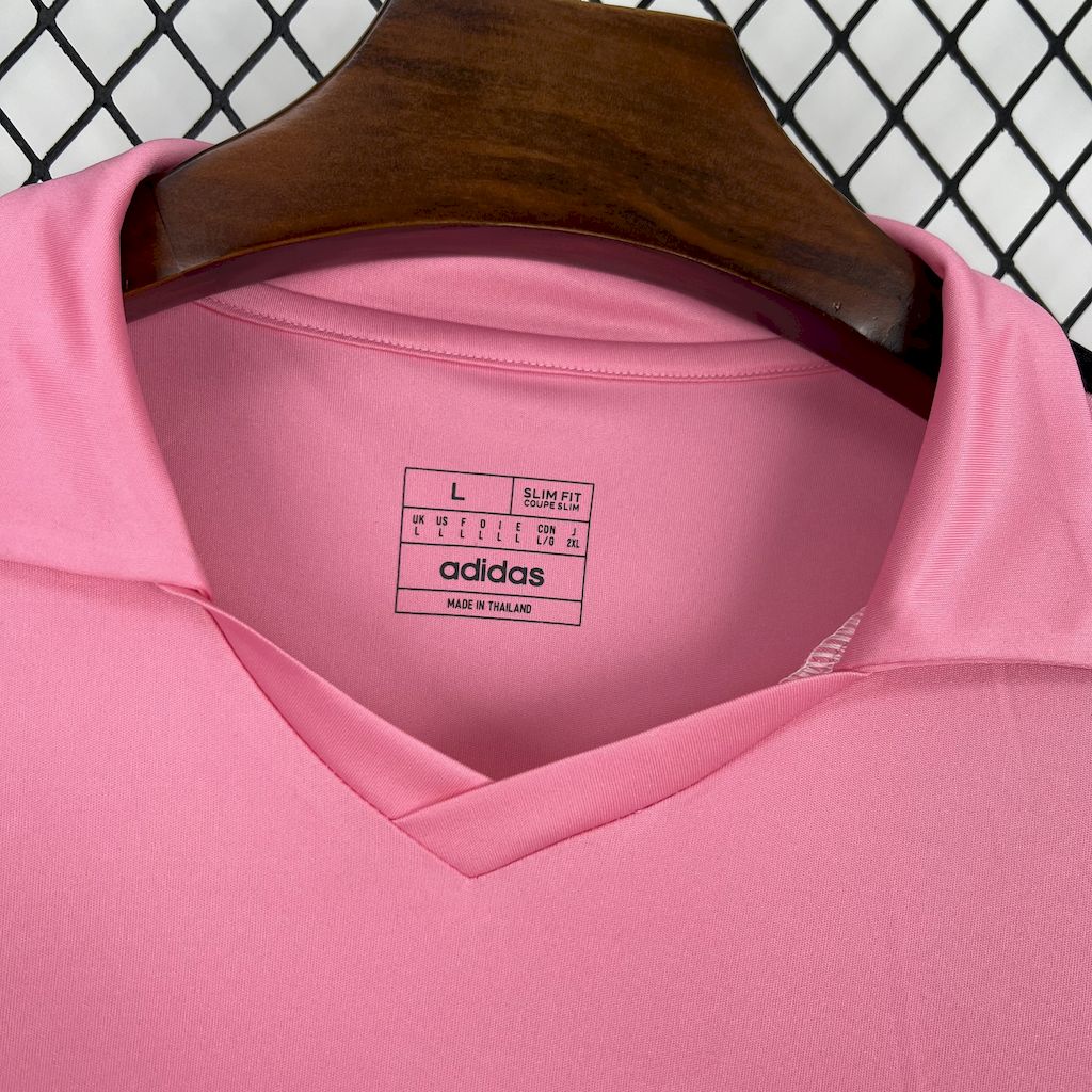 2025/26 Real Madrid Pink special edition Jersey Fan Version