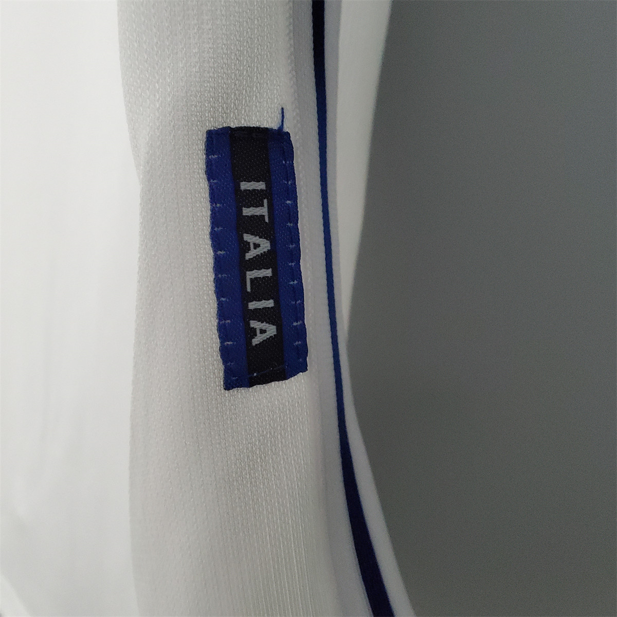Retro Italy 1998 Away jersey Fan Version