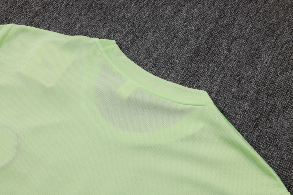 2026 Manchester City Light Green Training Set Shirt andShorts