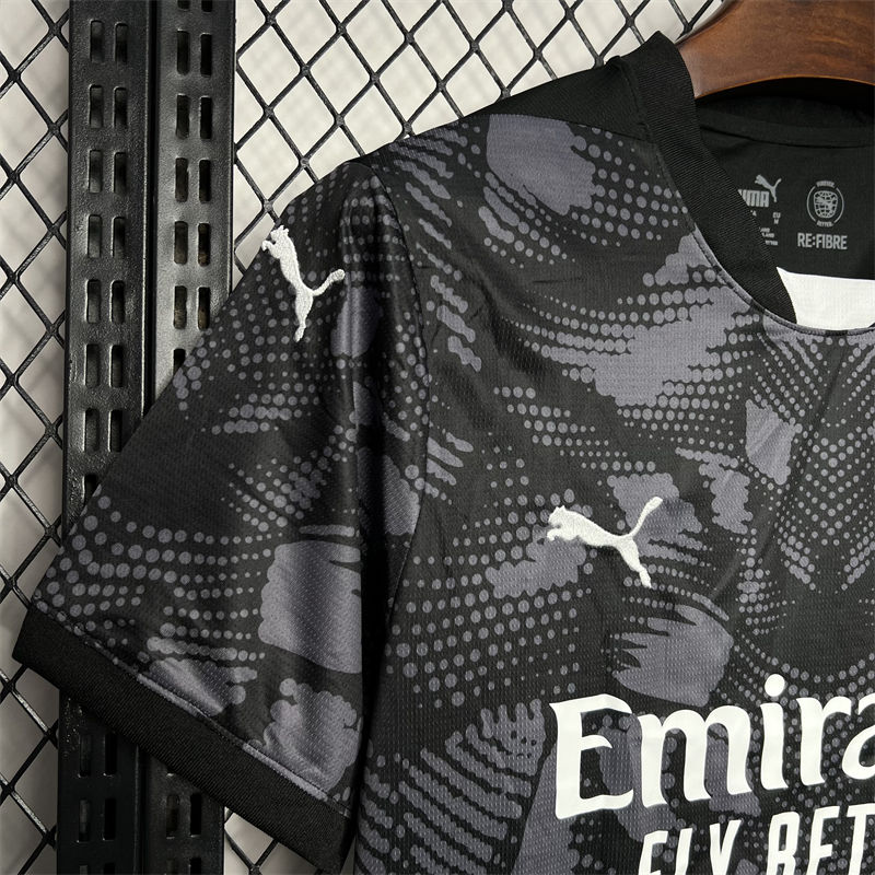 2024/25 AC Milan Goalkeeper Black Jersey Fan Version