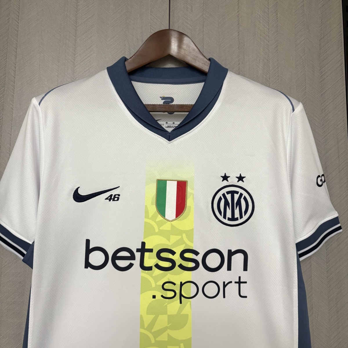 25/26 Inter Milan Rose 46 Special Edition Jersey Fan Version
