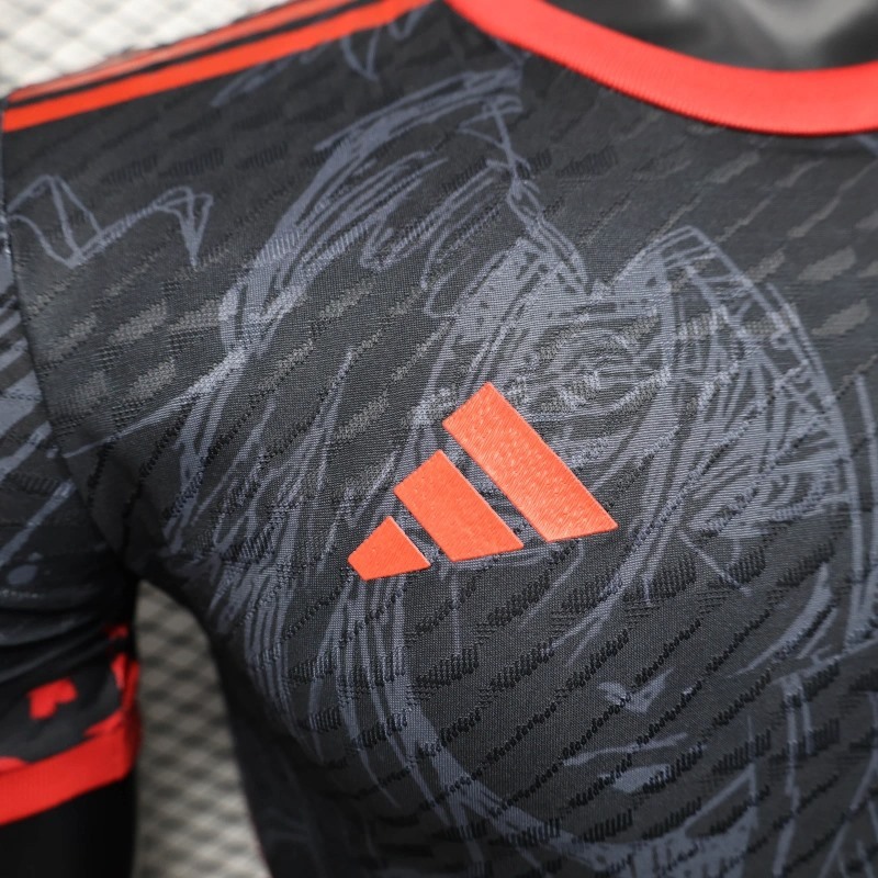 25/26 Japan Special Edition jersey Player Version