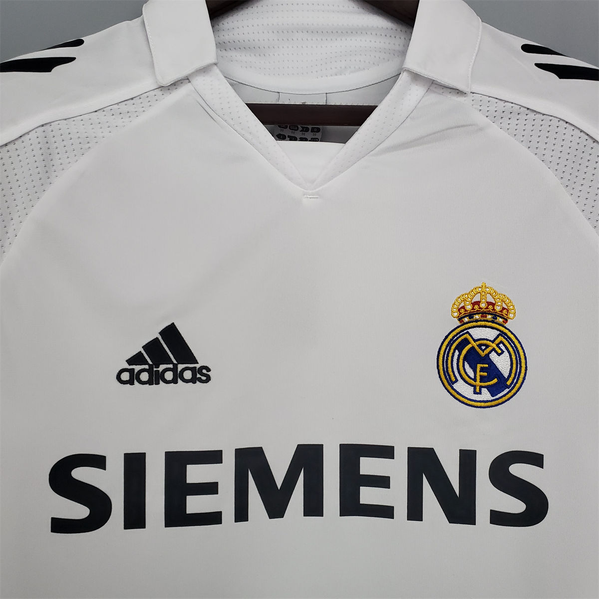 Retro Real Madrid 05/06 Home  jersey Home Long Sleeves Fan Version