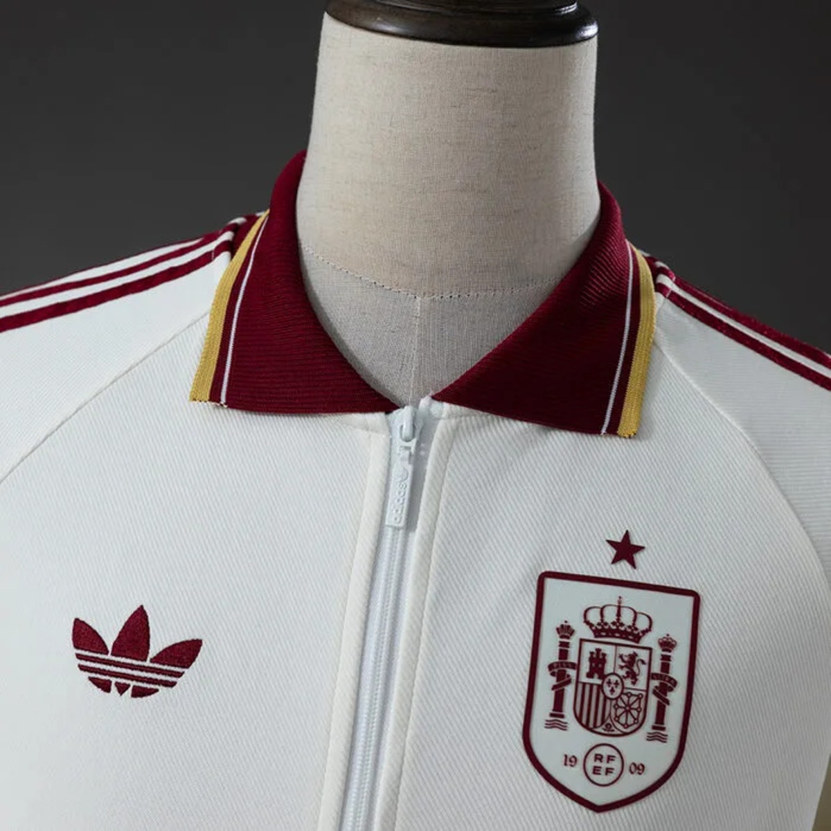 2026 Spain White Jacket