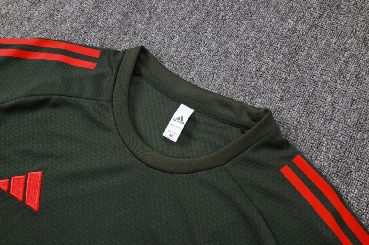 2026 Bayern Munich Dark green Training Set Shirt andShorts