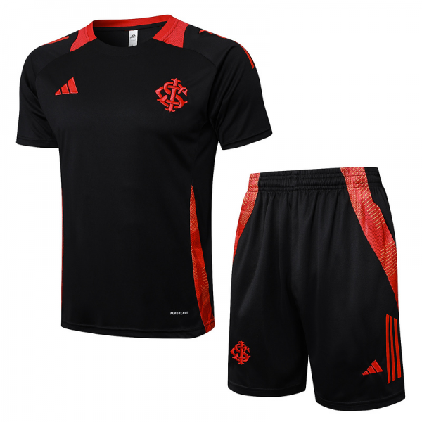 24/25 Internacional Black Training Set Shirt and Shorts