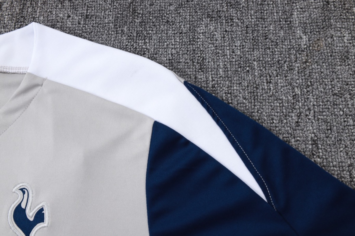 2026 Tottenham Light gray Training Set Shirt and Shorts