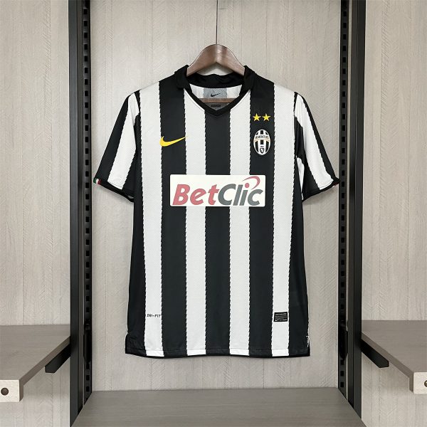 Retro Juventus 10/11 Home  jersey Fan Version