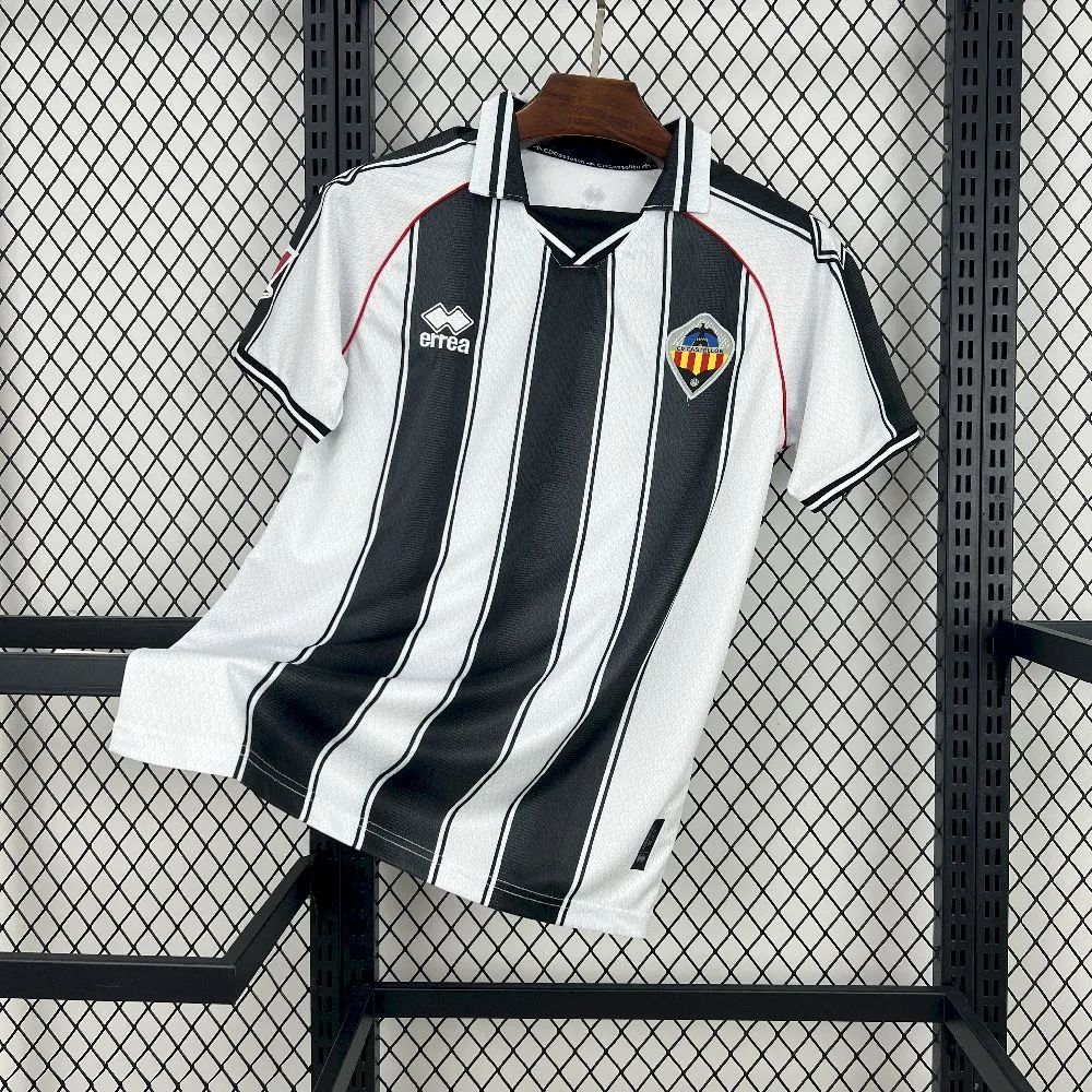 2025/26 Castellón Home Jersey Fan Version