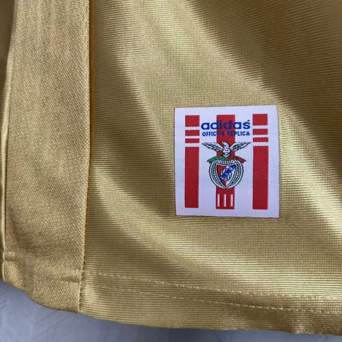Retro Benfica 98/99 Away Jersey Fan Version