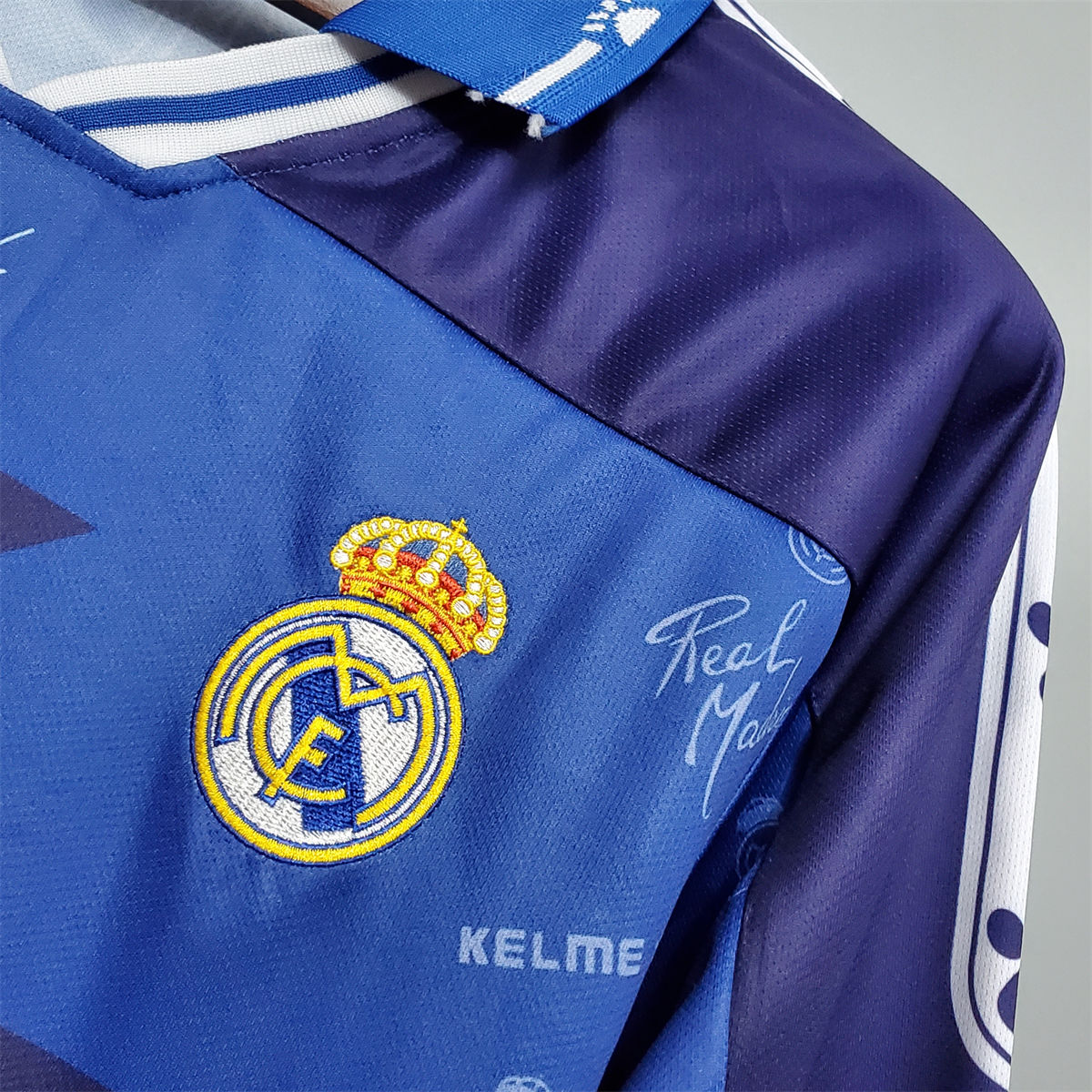 Retro Real Madrid 1994/96 away jersey Fan Version