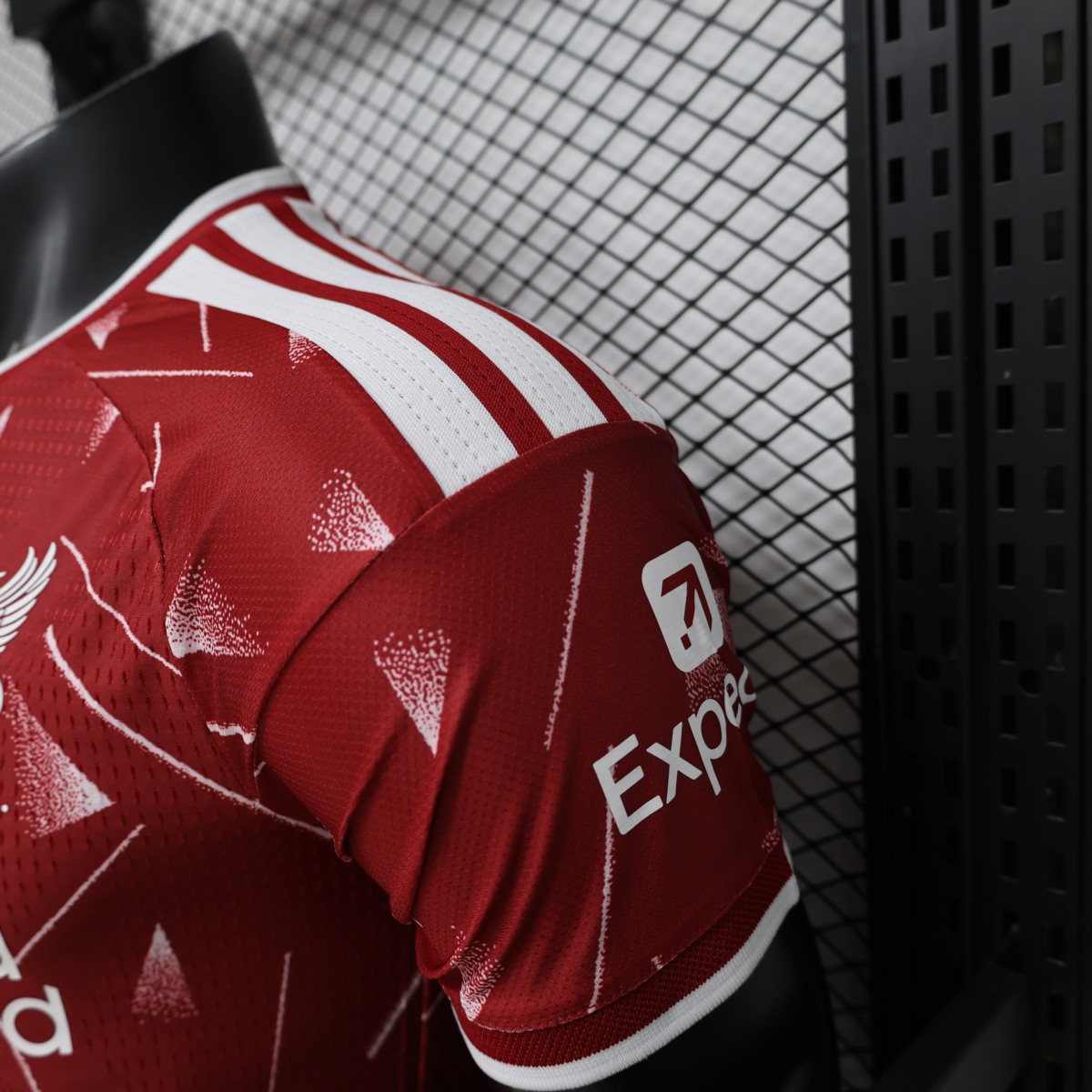 2026/27 Liverpool Home Jersey Player Version