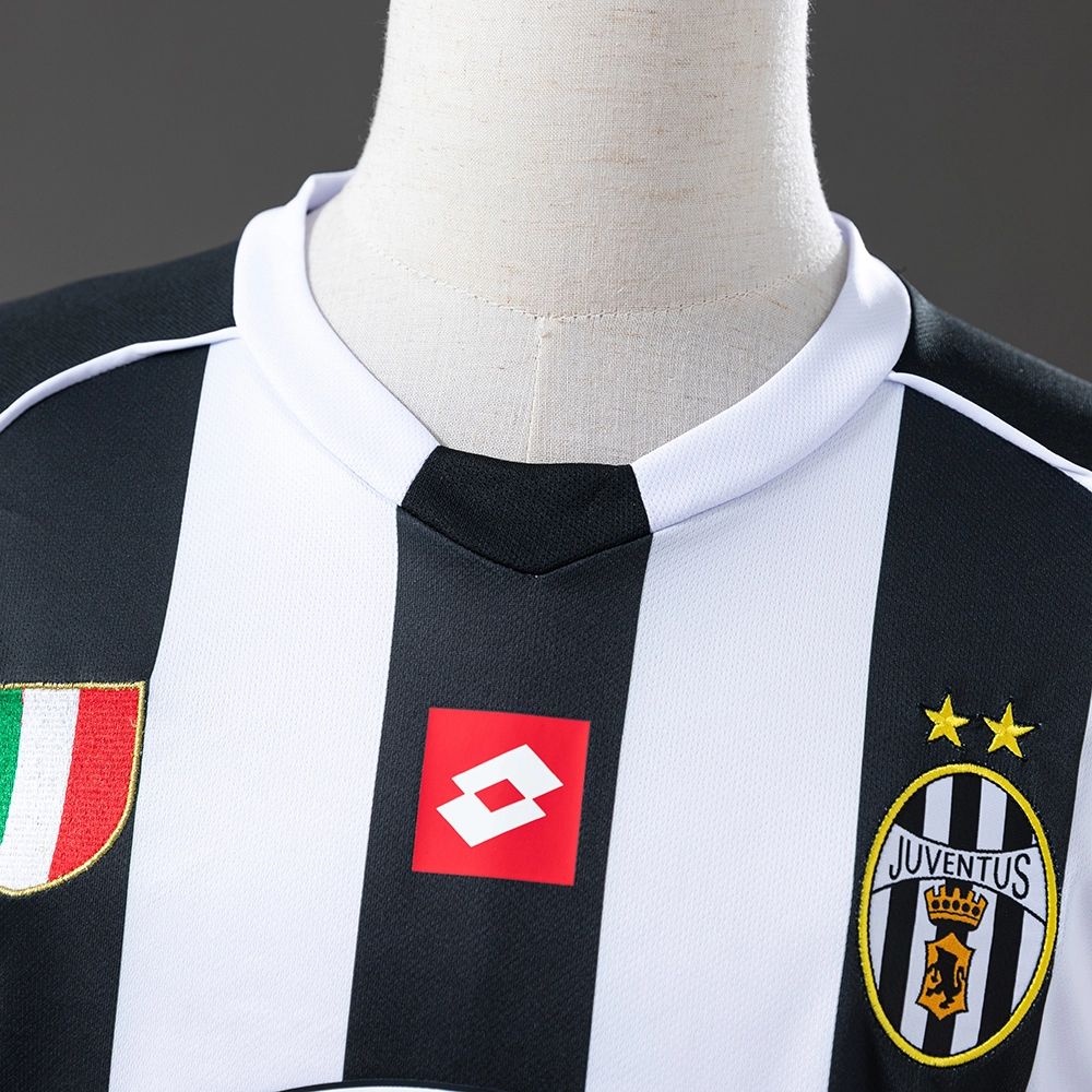 Retro Juventus 02/03 Home  jersey Fan Version