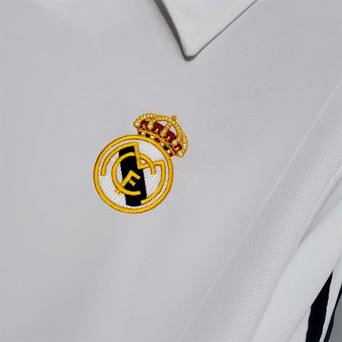 Retro Real Madrid 2002 Home jersey Home Long Sleeves Fan Version