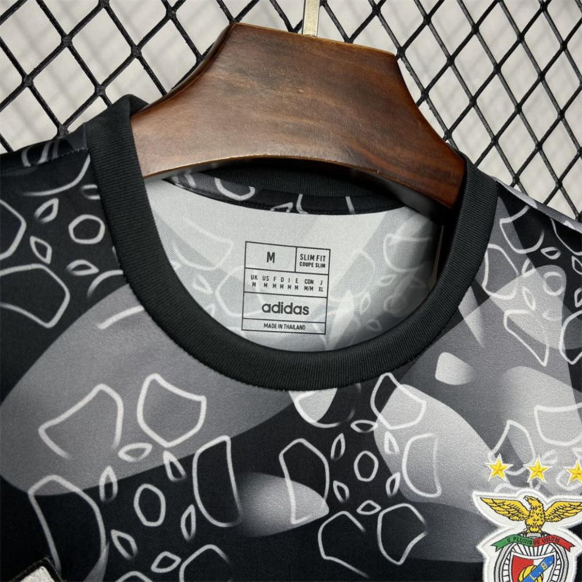 2024/25 Benfica Pre-Match Training Jersey Fan Version