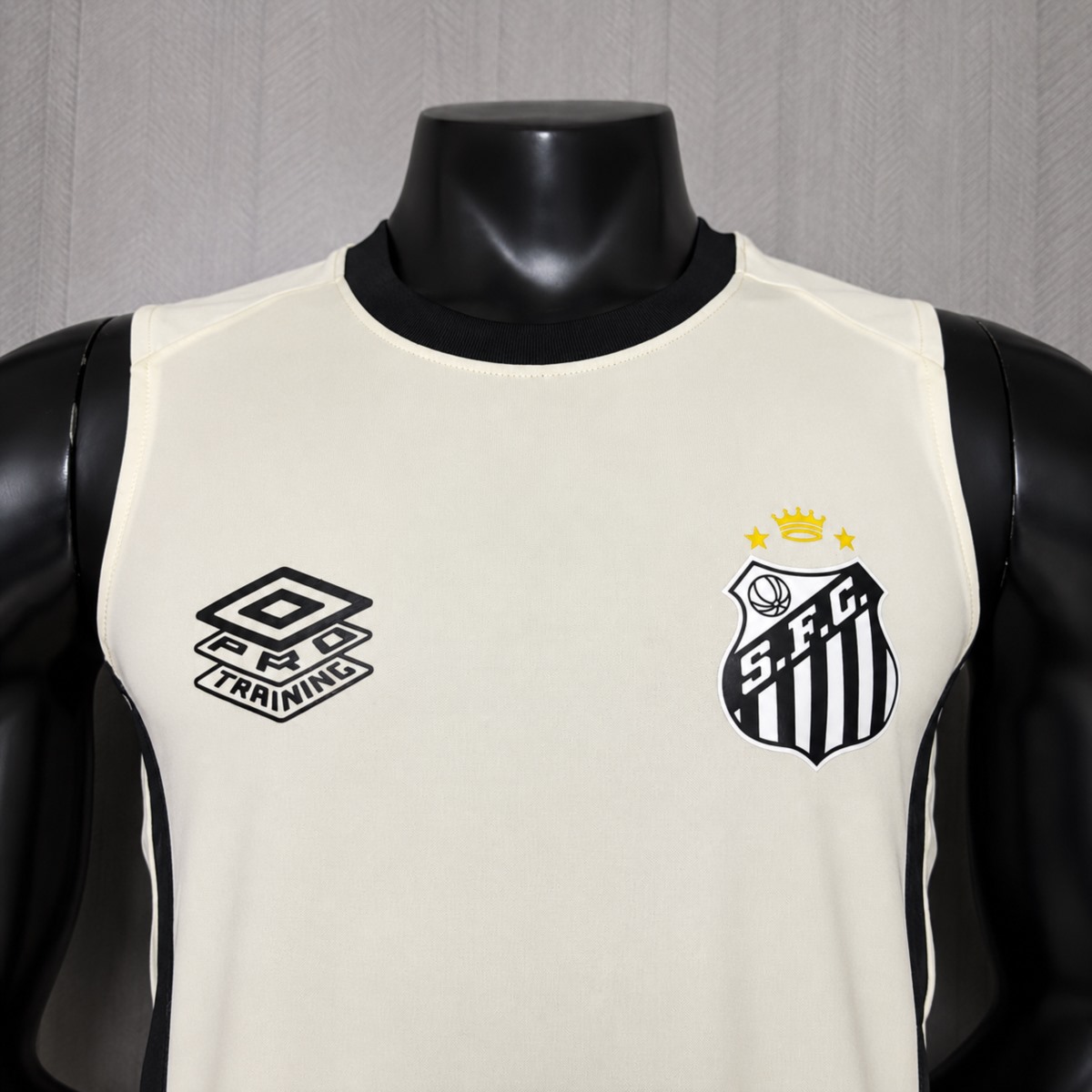 2026/27 Santos Training Beige Vest Fan Version