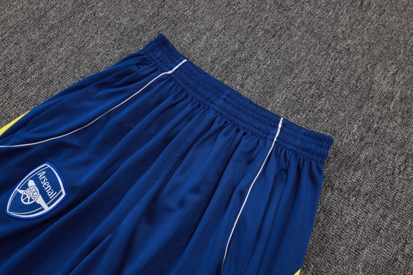 202526 Arsenal blue-yellow Long-sleeved half-pull training kit Football team kit