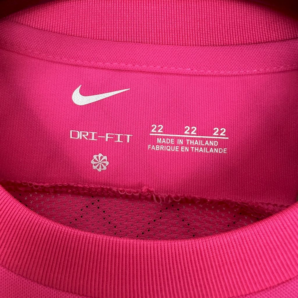 24/25 Sporting Pink October jersey Kid Kits Size 16-28