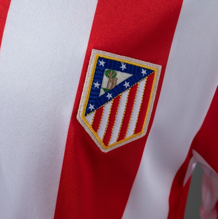 Retro Atletico Madrid 1982/83 home jersey Fan Version