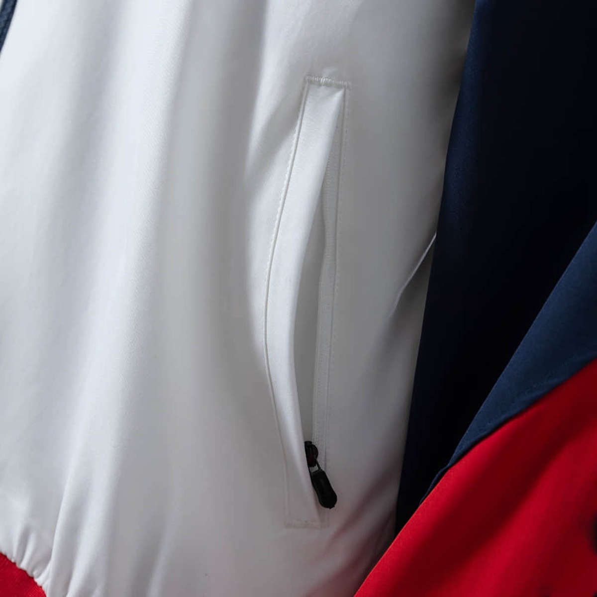 2025/26 PSG White Windbreaker Sport Unifom